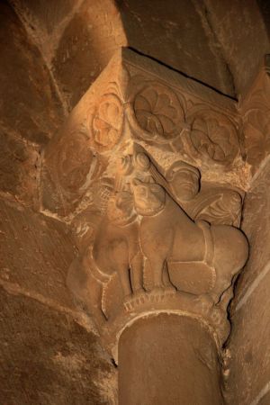 Die Kirche des San Nicolás de Bari. Alberuela de Laliena