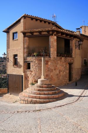 Cruces. Alquézar