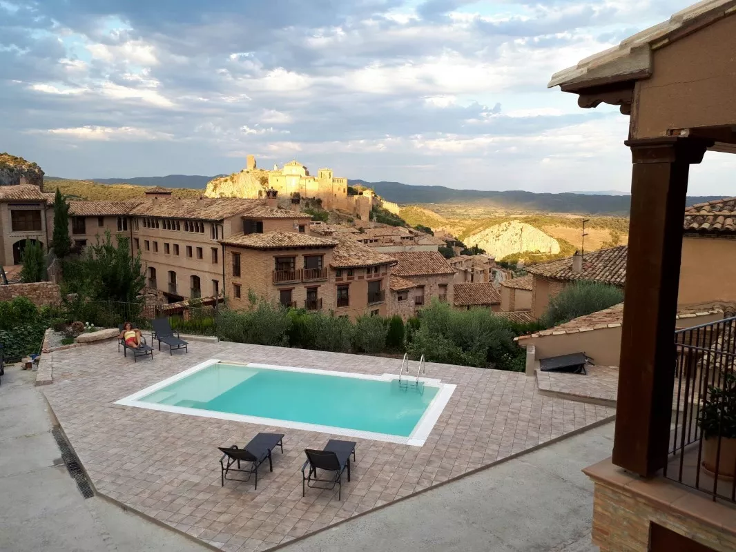 Apartamentos El Portal de Alqu&eacute;zar